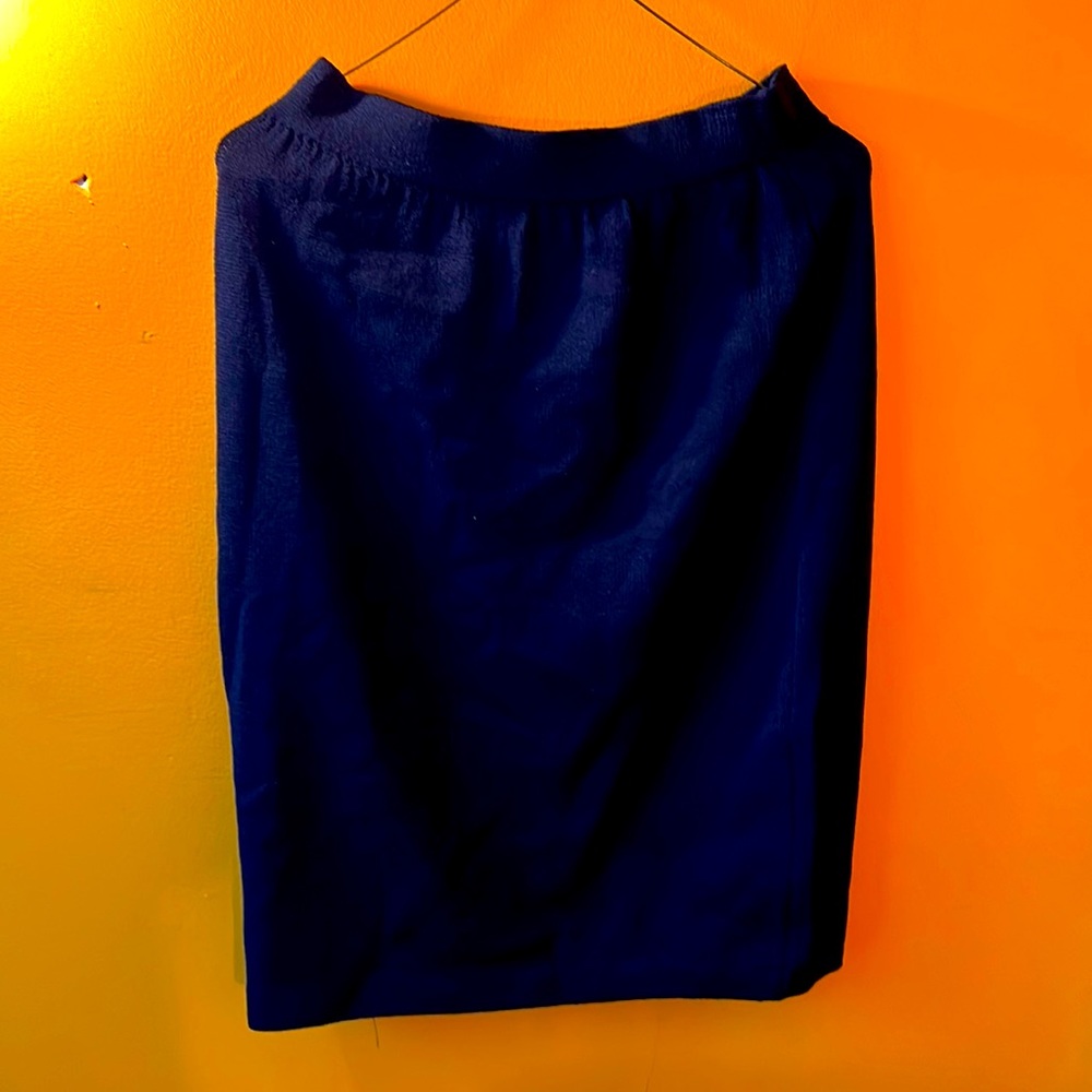 ST. JOHNS by Mary Gray Beautiful skirt